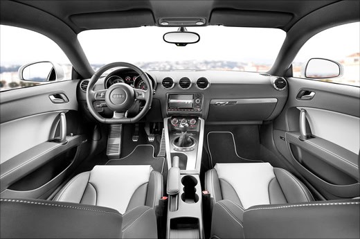 new-audi-tt-2011-photo-01.jpg